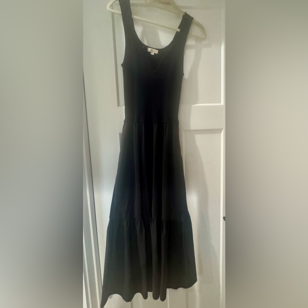 Elan Classic Black Midi Dress